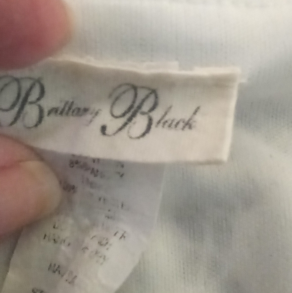 ⚡3/$25⚡ Lace short sleeve top - Picture 2 of 5